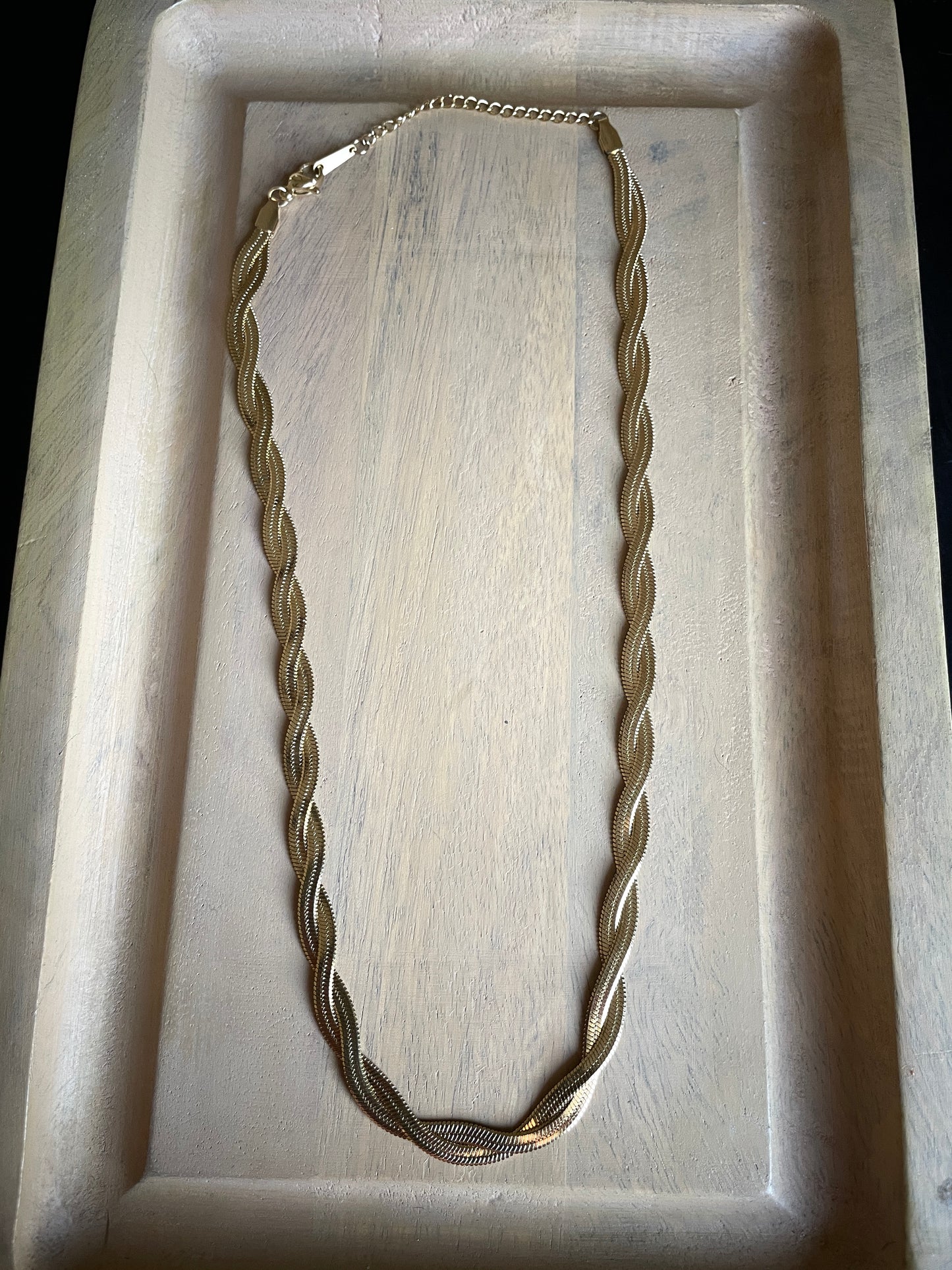 Naja Necklace