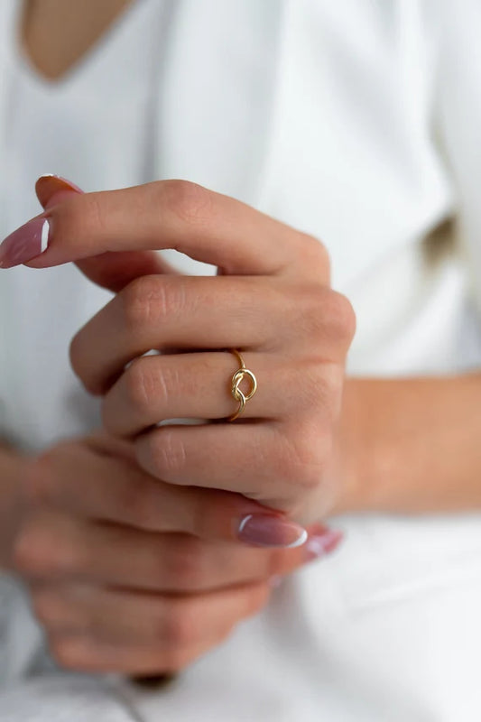 Pretzel Ring